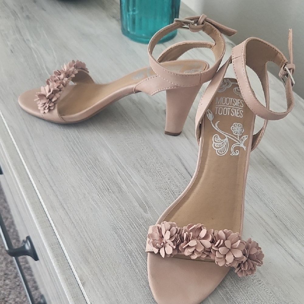 Mootsies Tootsies Pink Floral Sandals - Picture 5 of 5
